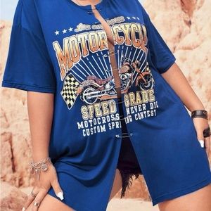Plus Pin Detail Motorcycle Graphic Slogan Drop Shoulder Tee.